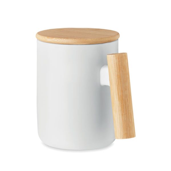 Mug en porcelaine avec couvercle et poignée en bambou personnalisable.