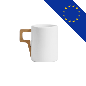 Mug personnalisable Léa 330ml en céramique avec anse en bois amovible, fabriqué en Europe.