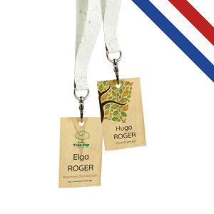 Badge en bois made in france personnalisable.