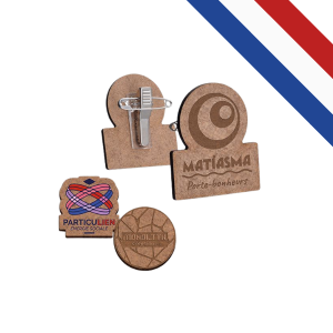 Badge en MDF avec pince-épingle personnalisable